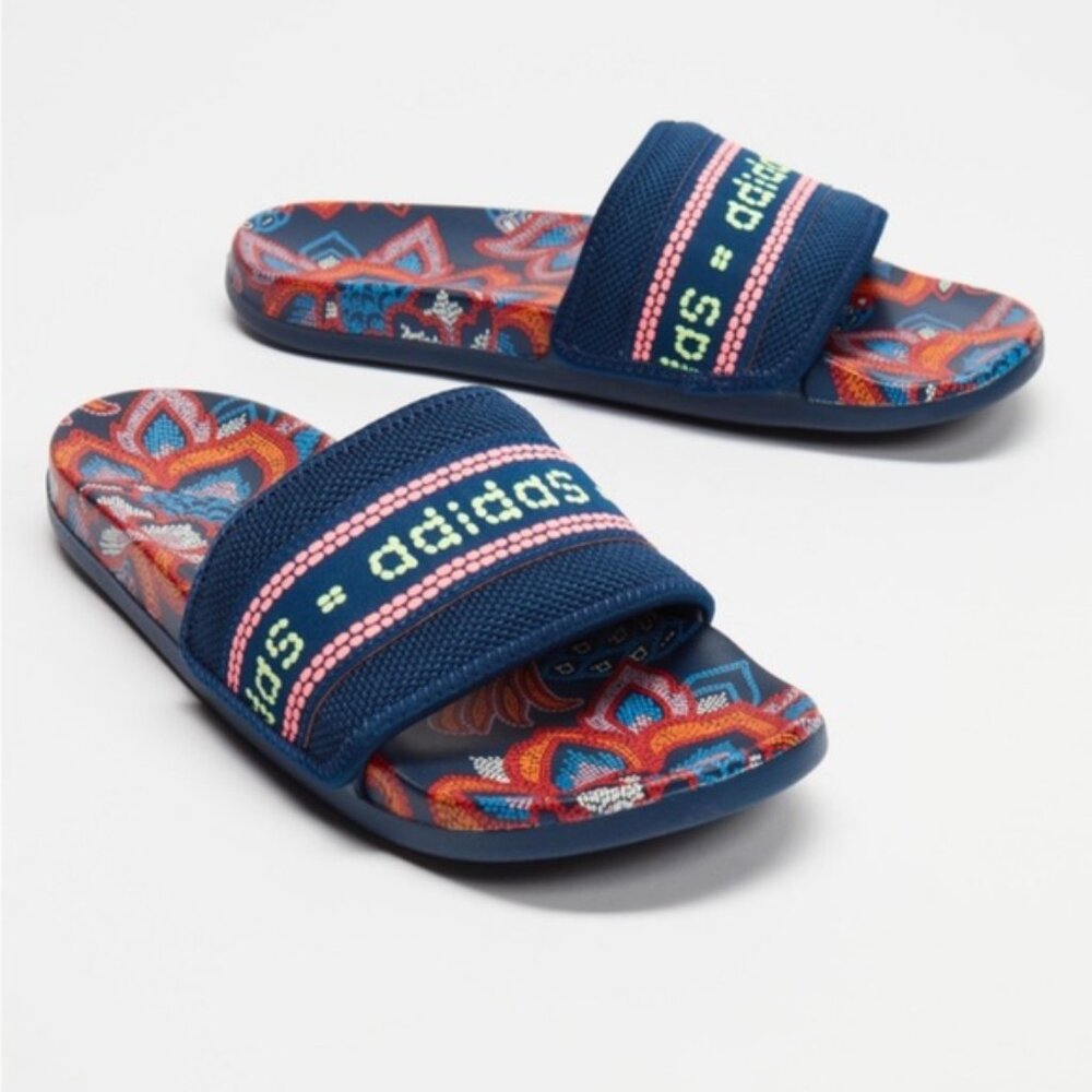 FARM Rio Women's Sandals with Vibrant Floral Design - Picture 5 of 5